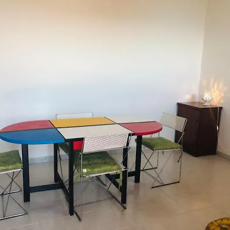 Casa Degli Artisti * Камольи